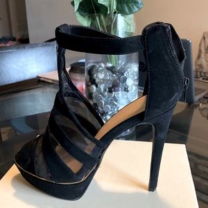 Can’t fit this shoe no more size 8